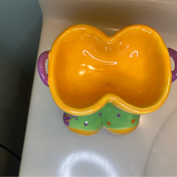 🌼 Yankee Candle Garden Boots Ceramic Wax Warmer - Picture 3 of 8